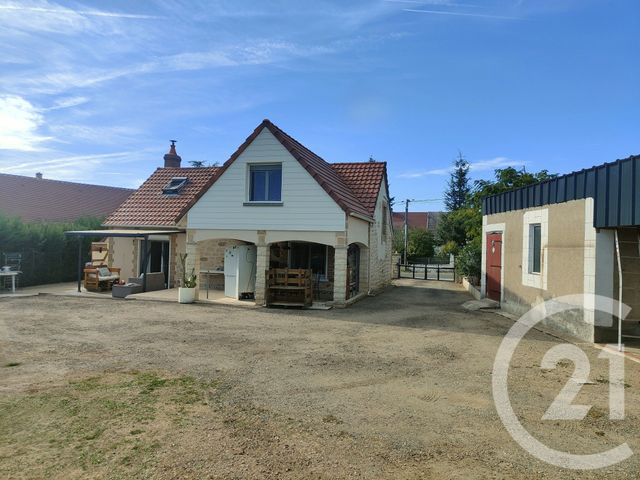 maison à vendre - 3 pièces - 88.0 m2 - JUSSY LE CHAUDRIER - 18 - CENTRE - Century 21 Agence Ducreux